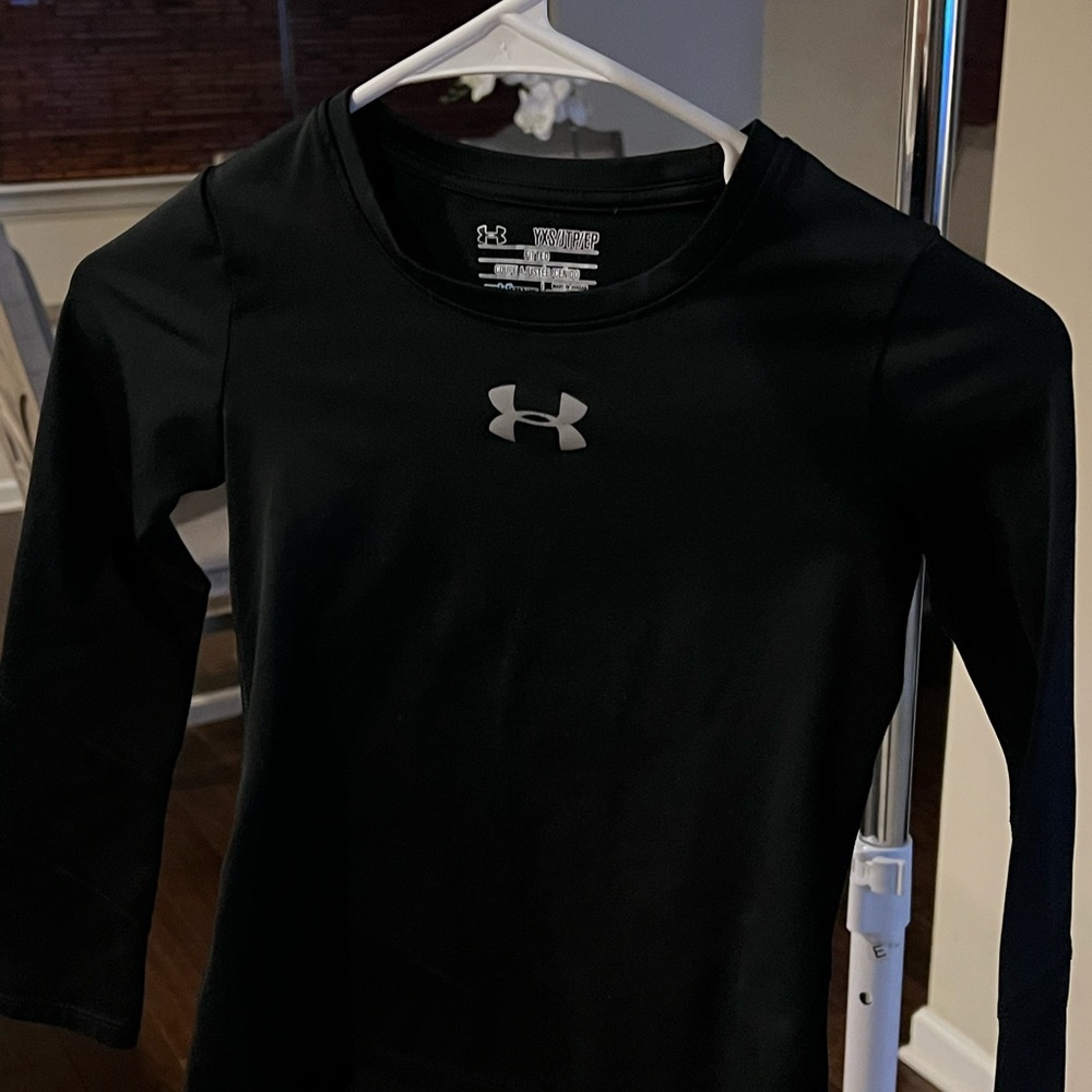 Under Armour Kids Black Long Sleeve Tee